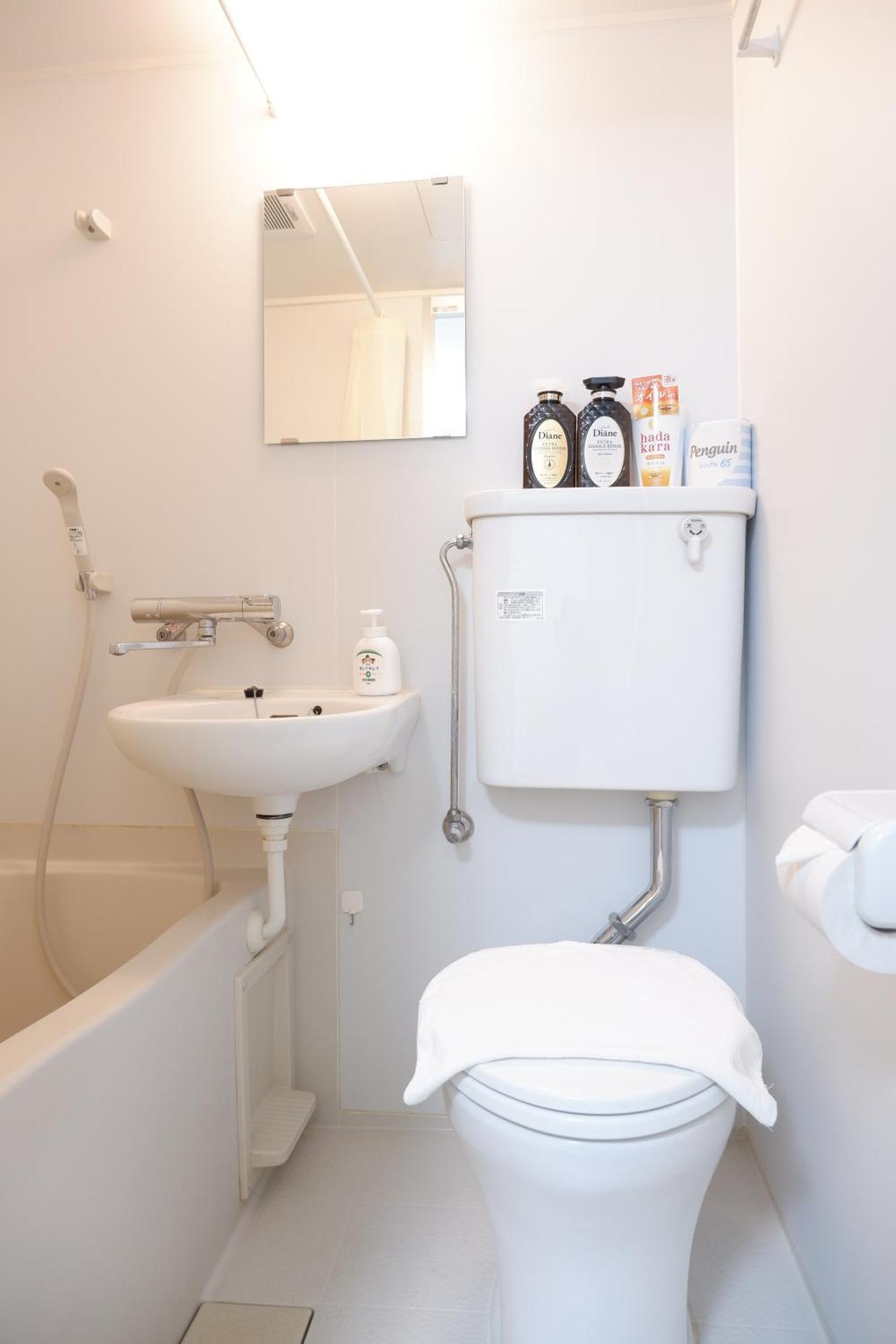 Ferienwohnung Glou Shinjuku Family Präfektur Tokio Exterior foto